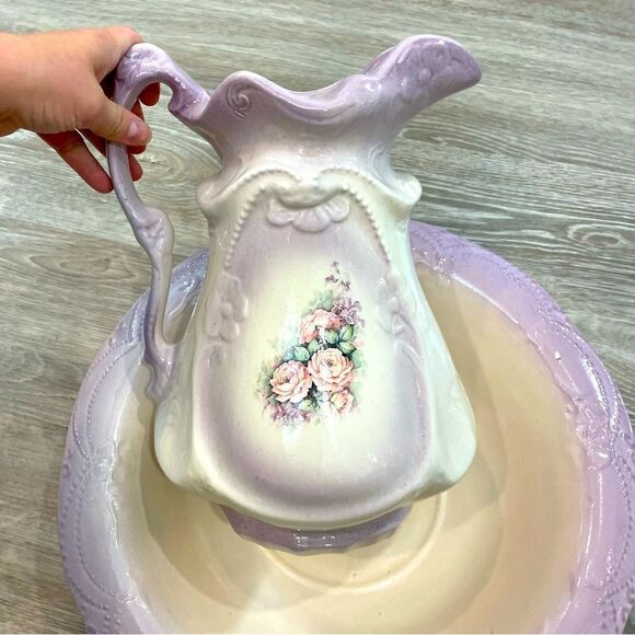 1960s Victorian Ironstone Green Hand Painted Pitcher Basin Set 2 Pieces USA made - Picture 4 of 12